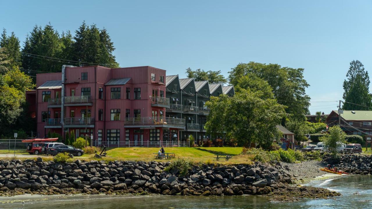 Island Village Properties At Fred Tibbs Tofino Exterior photo